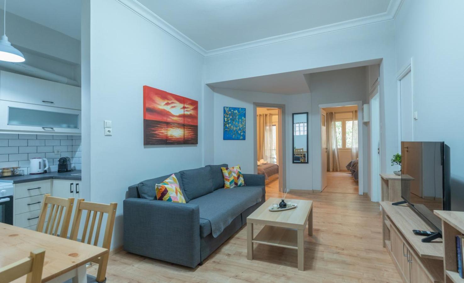 Entire Apt, 2 Bdrm, City Center Atény Exteriér fotografie